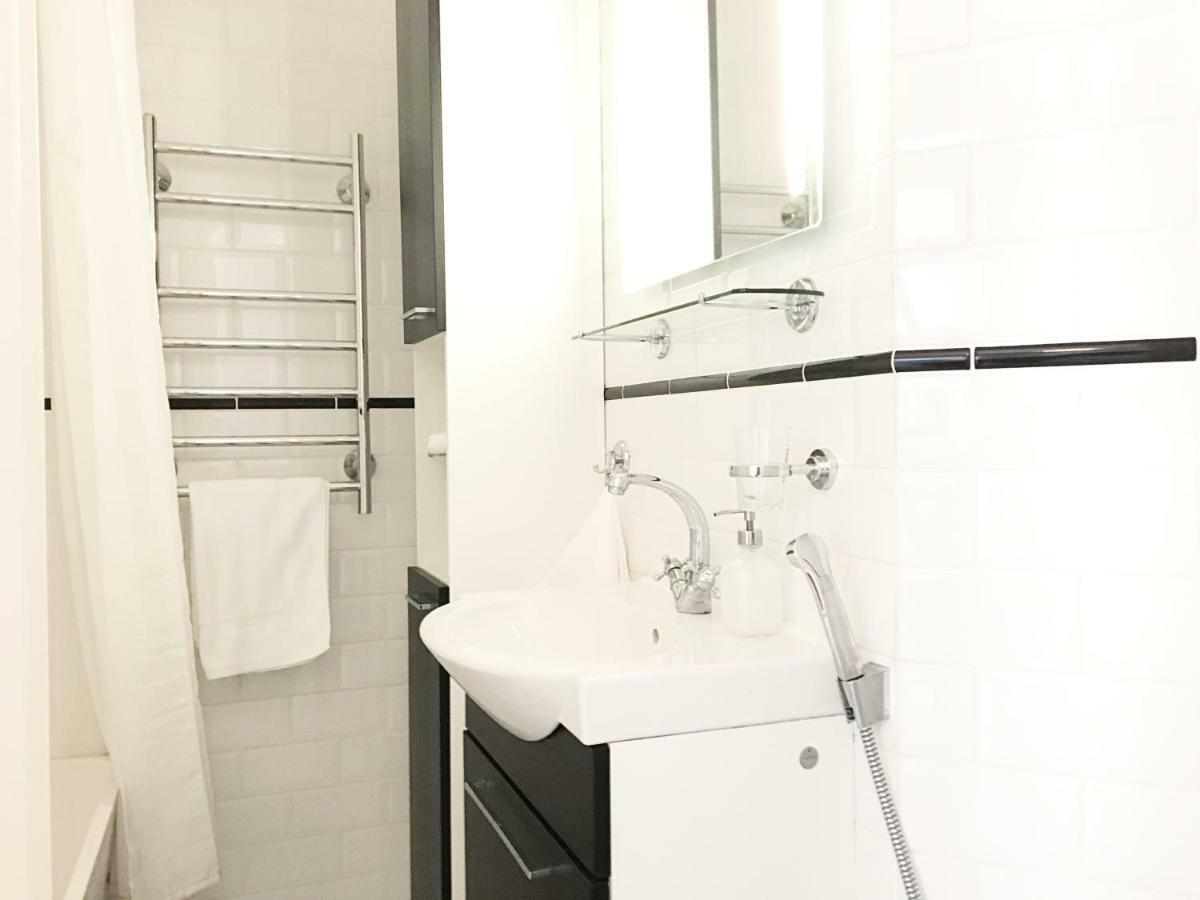 Magnificent Sea View! Luminous 1 Bedroom For Max 4 Apartment